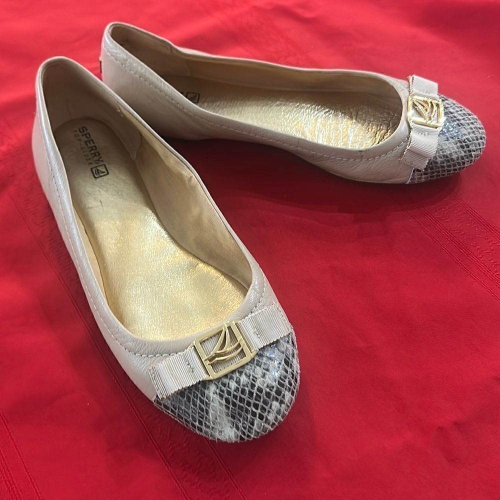 Sperry Topsider Beige w/ Snakeskin Trim Size 7